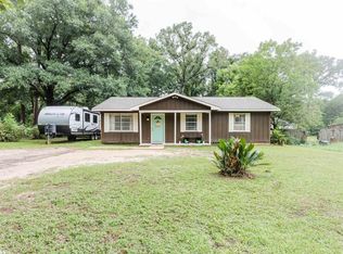 11233 Old Moffat Rd, Wilmer, AL 36587