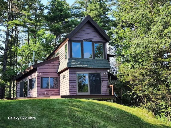 919 Bartlett Rd, Upper Jay, NY 12987