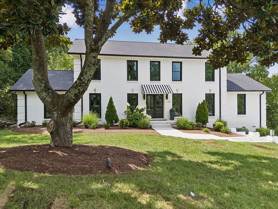 1st image of 609 Hunters Ln