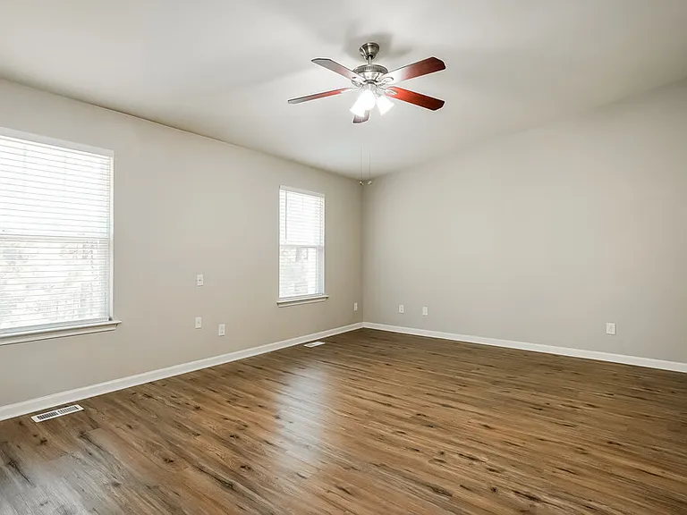 311 Gilman Ln #106 — Photo 11