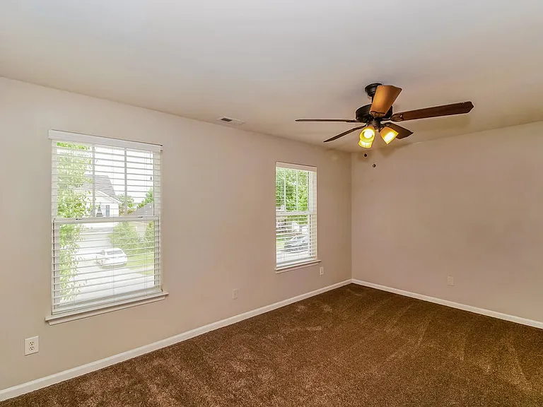 1415 Ladora Dr — Photo 13