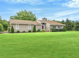 37 Atlantis Dr, Charlestown, RI 02813