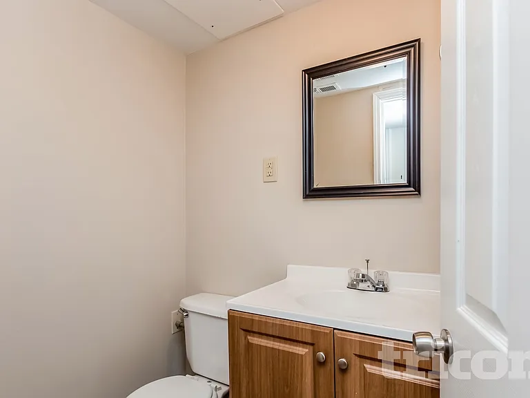 5237 Westhill Dr — Photo 16