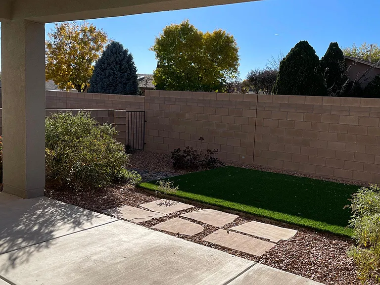 4122 Sumac Dr NW — Photo 4