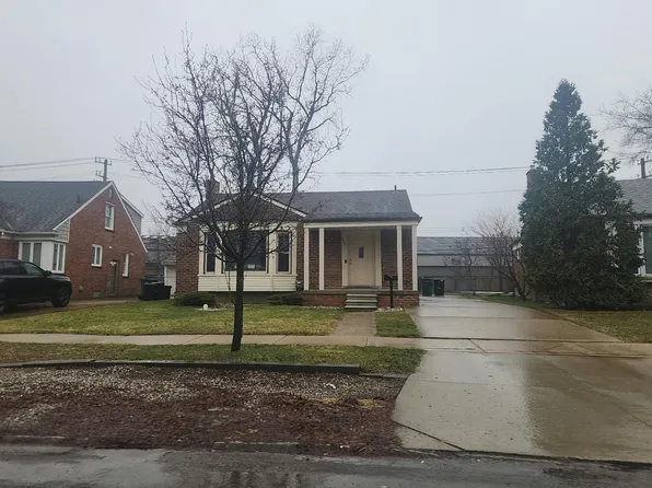 1744 Torry St, Birmingham, MI 48009