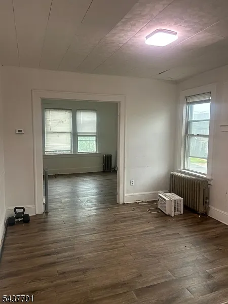 3 bed, 1.0 bath, $2,600 — Photo 4