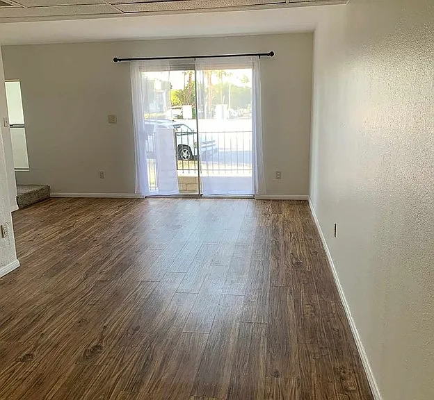 40221 Harris Ln #206 — Photo 3