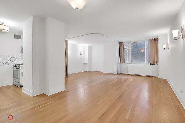 Rented by CORE | media 4