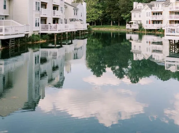 3337 Lakeside View Dr #7-3, Falls Church, VA 22041