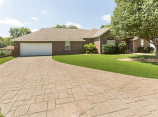 4095 S Appleton Dr, Springfield, MO 65807