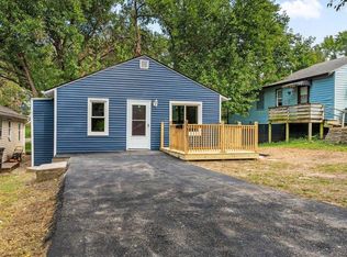 3317 N 39th St, Omaha, NE 68111