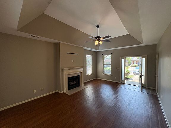 2nd image of 1044 Washington Dr