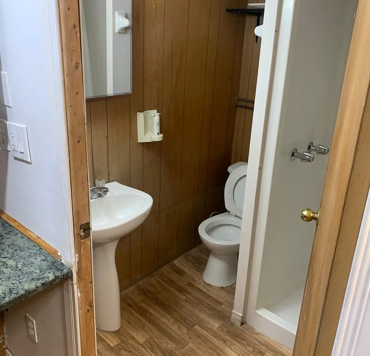 1 bed, $900 — Photo 4
