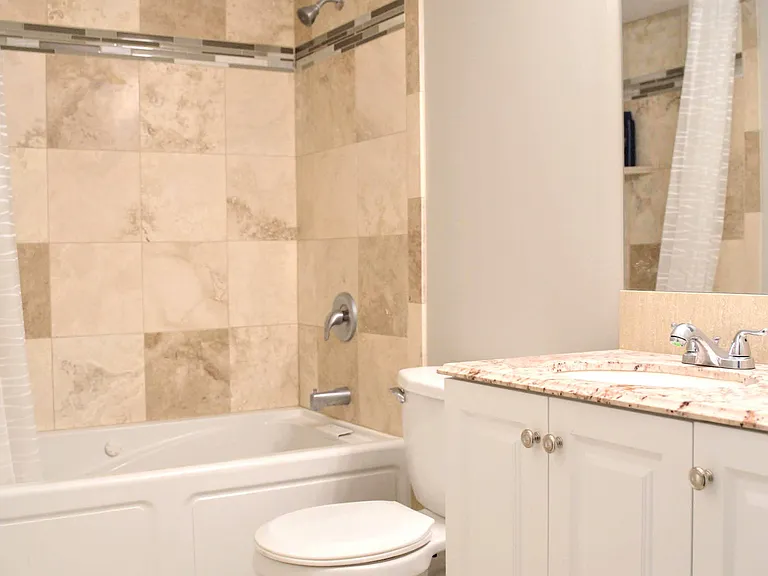Basement Suite Private Full Bath
