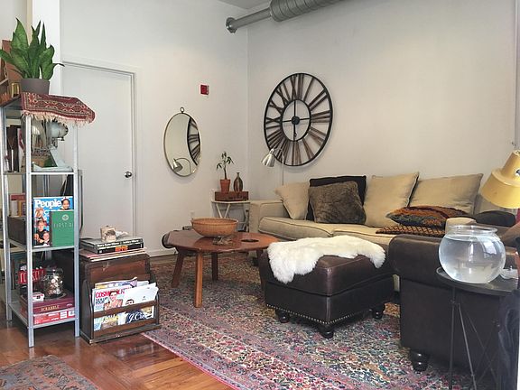 4th image of 228 Krams Ave APT 1B