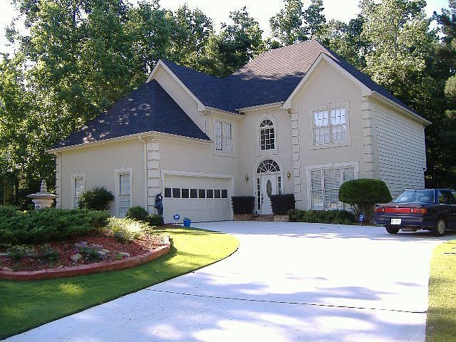 1st image of 2210 Vinings Ln