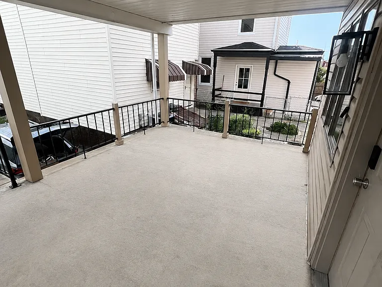 4611 Torley St — Photo 3