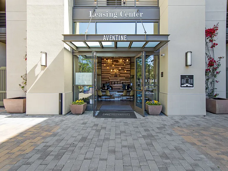 Leasing Center Entrance at Aventine Apartments in Hercules, CA 94547