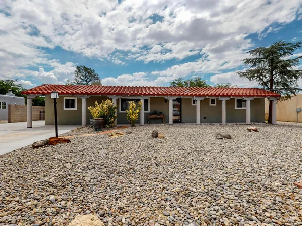 804 La Casa De Prasa Dr SE, Rio Rancho, NM 87124