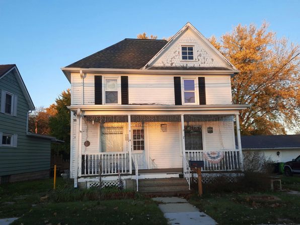 806 S Spring St, Beaver Dam, WI 53916