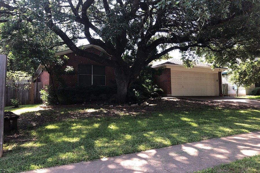 2nd image of 16703 Black Kettle Dr