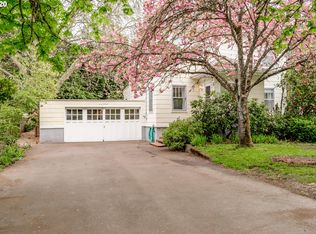 1130 SW 35th St, Corvallis, OR 97333