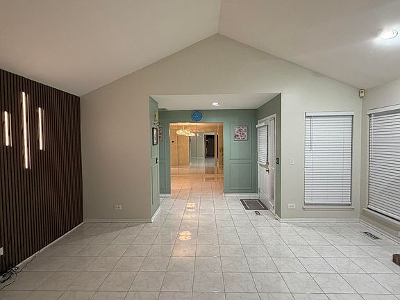 4th image of 1541 Stevens Dr