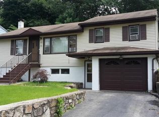 614 E Vail Rd, Landing, NJ 07850