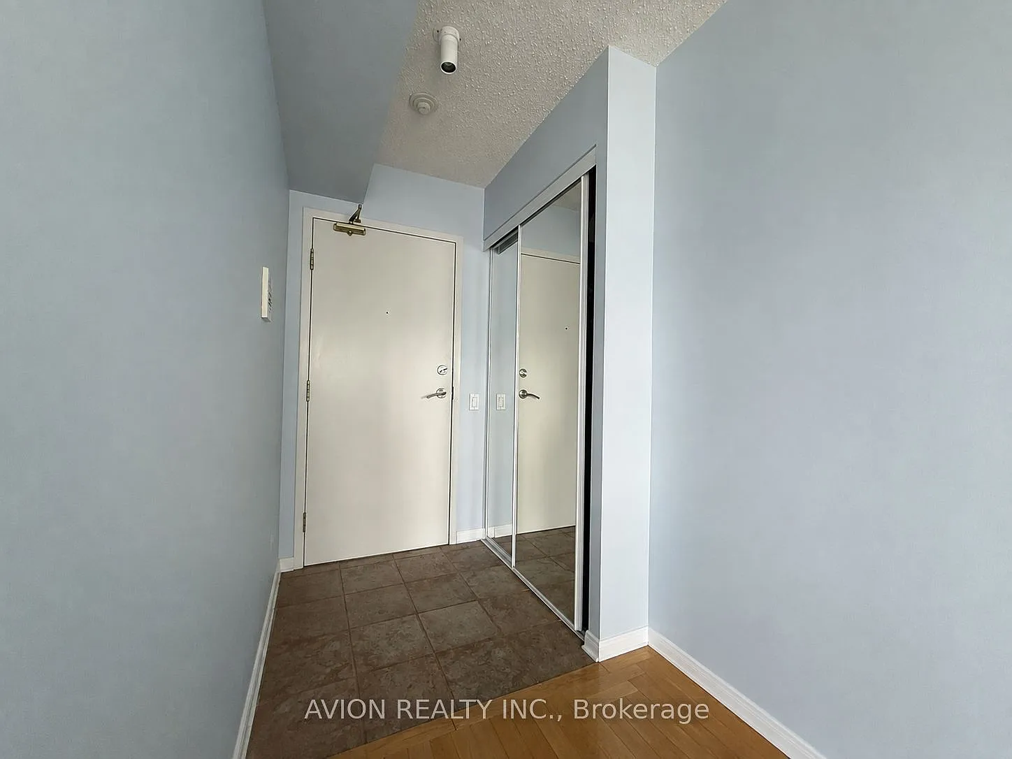 1 bed, $2,500 — Photo 2