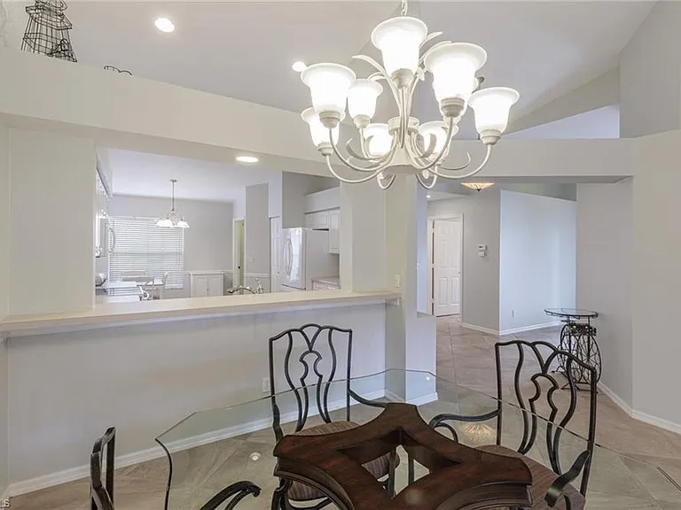 5502 Greenwood Cir #1 — Photo 9