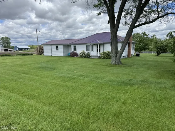 2690 S Honeytown Rd, Wooster, OH 44691