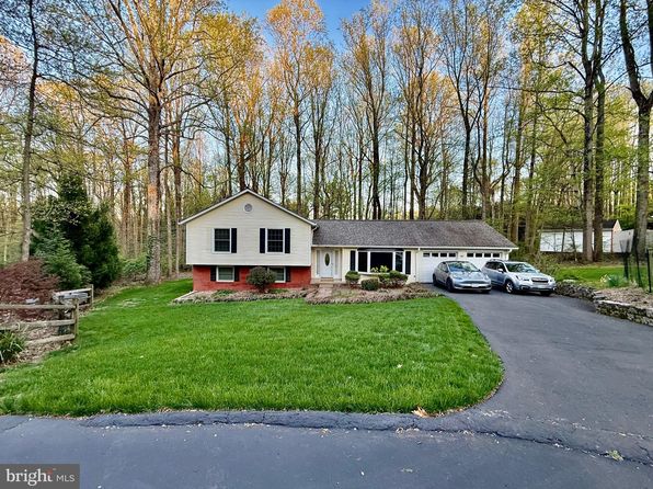 12220 Tall Pines Ct