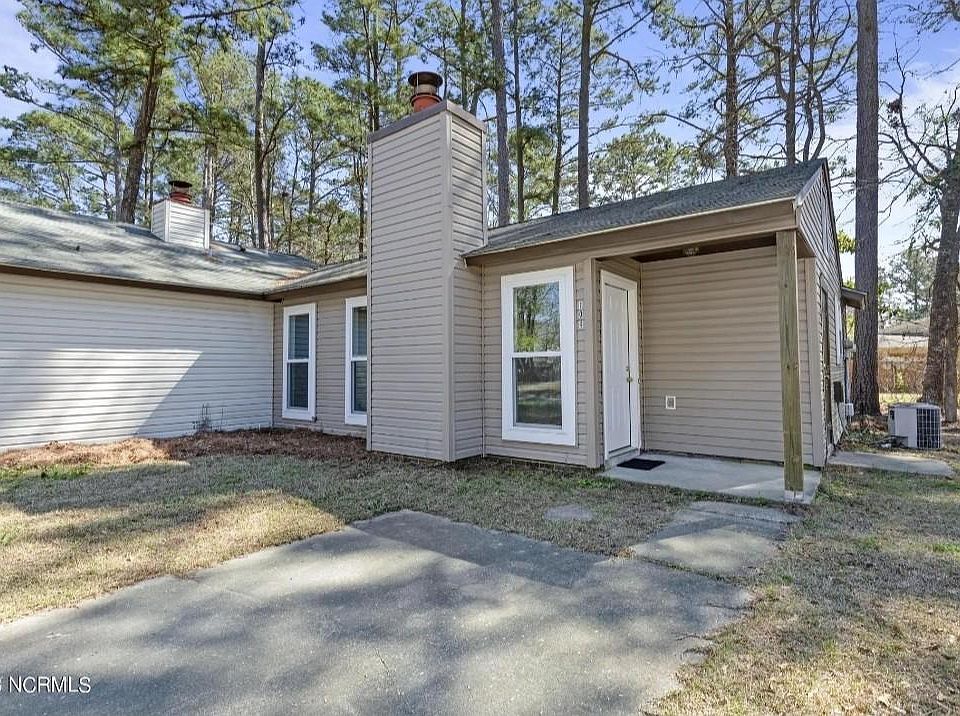 1st image of 104 Twinwood Dr