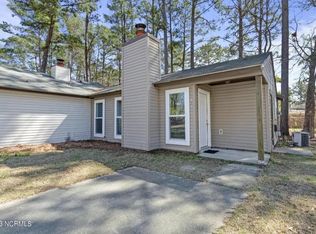 104 Twinwood Dr, Jacksonville, NC 28546