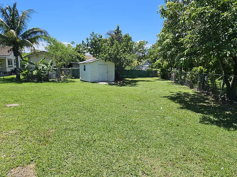35700 SW 186th Ave — Photo 13