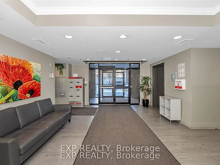260 Besserer St #209 — Photo 5
