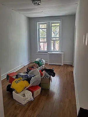 Rented by NYC HOMES 4LESS INC | media 20