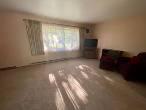 3rd image of 311 Hill St