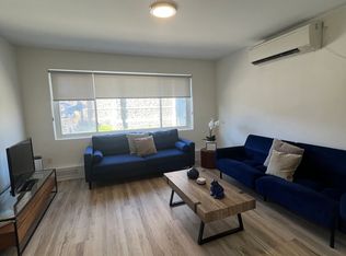 184 Murray St #2, Ottawa, ON K1N5M8