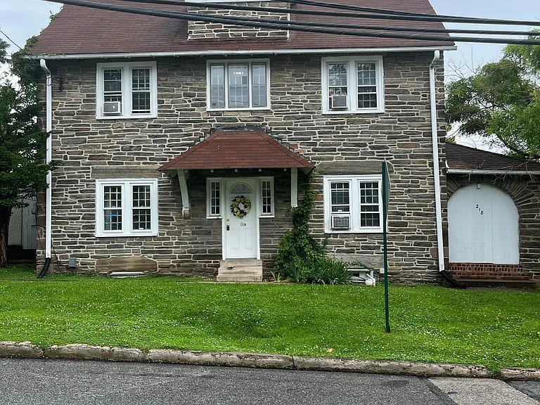 218 Landover Rd #1 — Photo 1