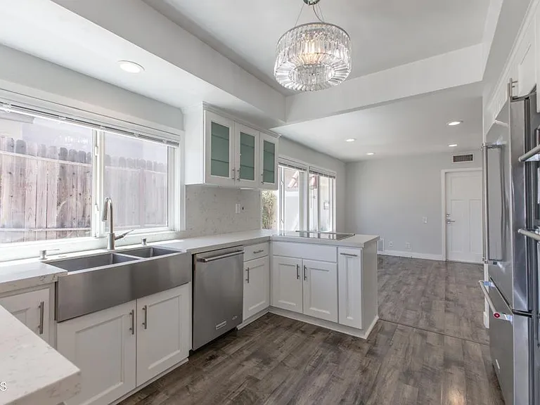 738 Galaxy Heights Dr — Photo 6