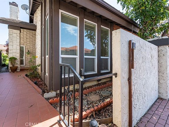 2nd image of 644 Avery Pl