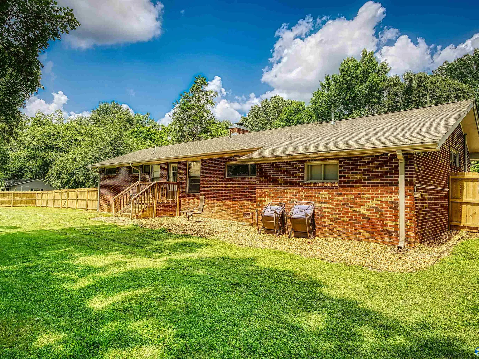 3 bed, 2.0 bath, 1510 sqft, $1,850 — Photo 4