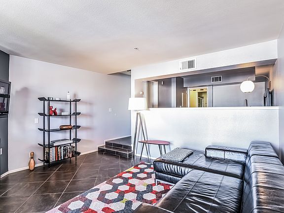 5th image of 7320 Hawthorn Ave APT 418