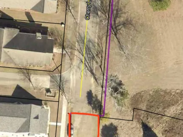 Cherry Laurel Trl, Americus, GA 31709