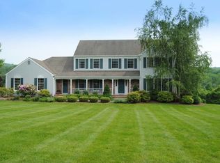 4 Country Pl, Lebanon, NJ 08833