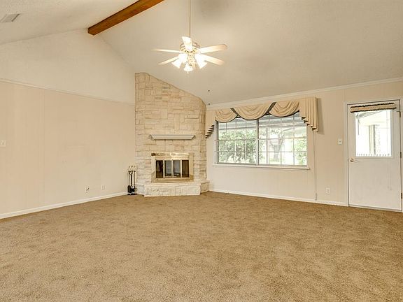 4th image of 127 Tamarisk Trl