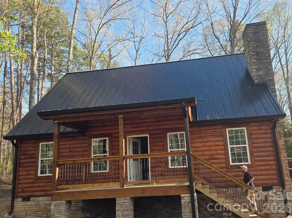 111 Little John Ln, Lexington, NC 27292