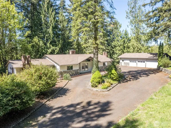 2041 Delameter Road, Castle Rock, WA 98611