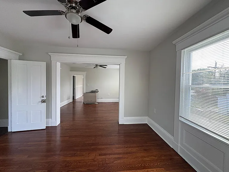 living/dining area